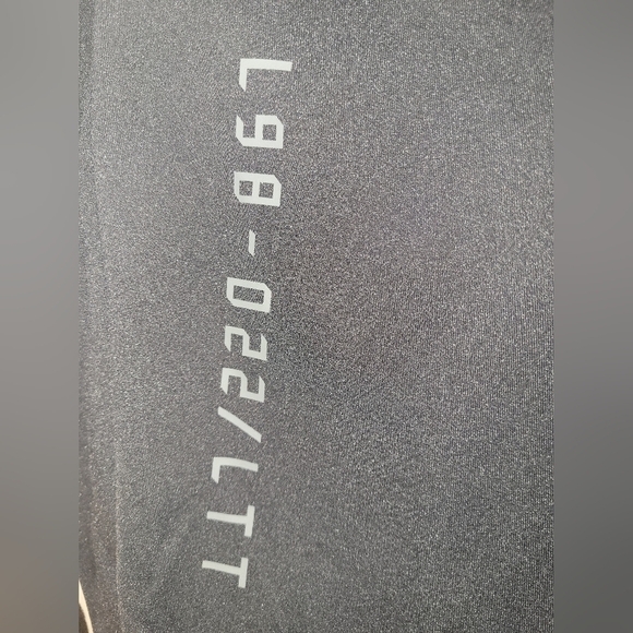 Lululemon License to Train Tight 21" In Black Size S - Picture 9 of 13